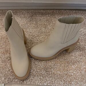 Dolce Vita ankle booties
